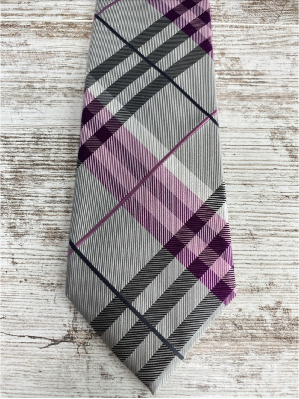 Croft & Barrow Silk Tie Gray Pink Plaid Striped Classic 3.25” Mens Necktie